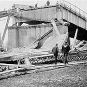 Picture Of Silver Bridge Collapsed